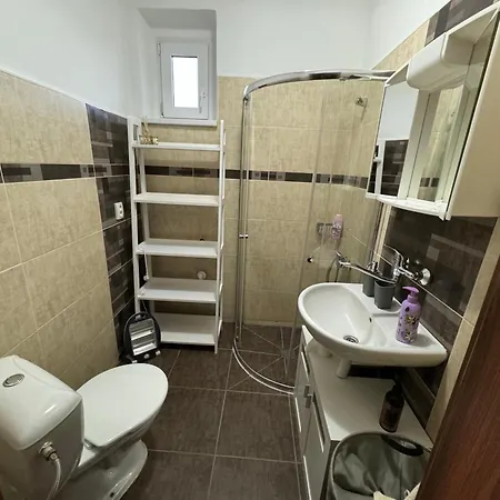 Pro 2 * Sezimovo Usti